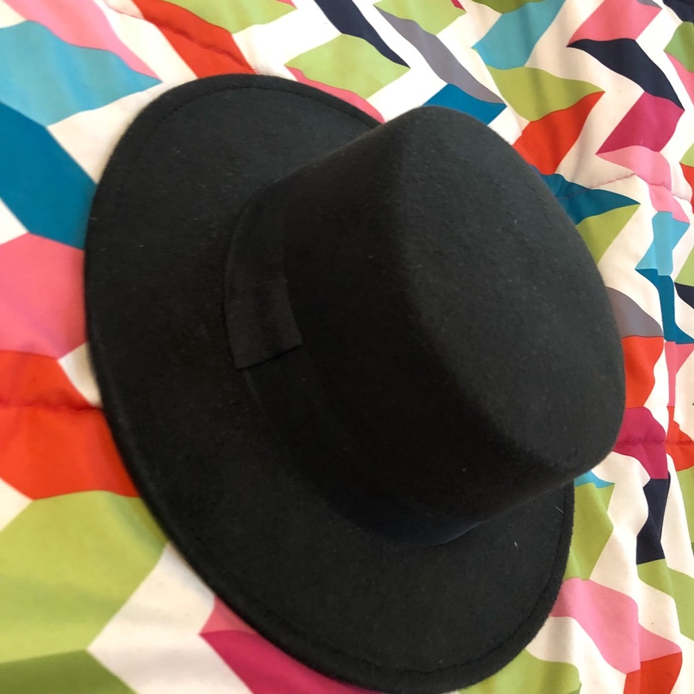 Black hat - Picture 2 of 6